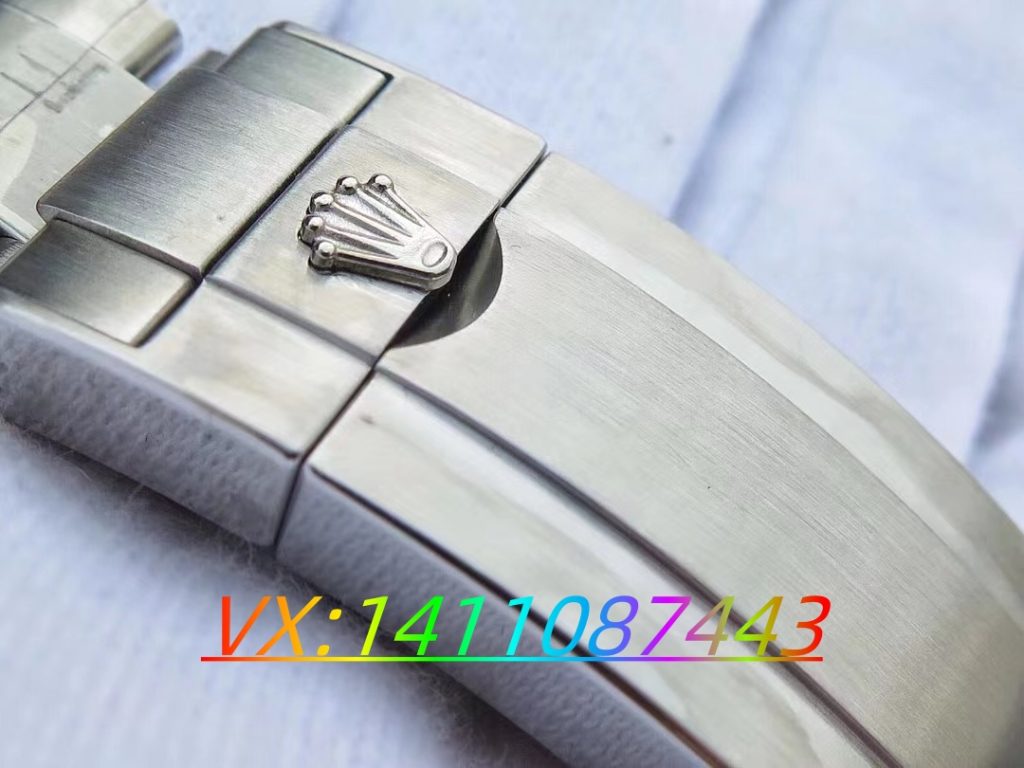 探秘丹東3235機芯:勞力士復刻表的卓越 “芯” 臟