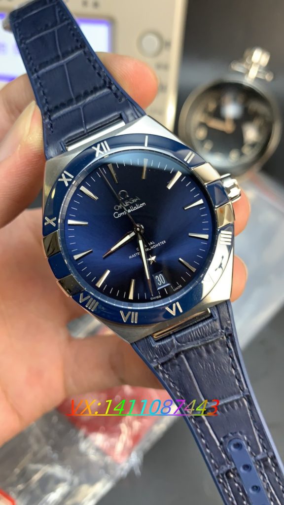 VS歐米茄星座8900機芯評測:復刻表中的卓越動力源?