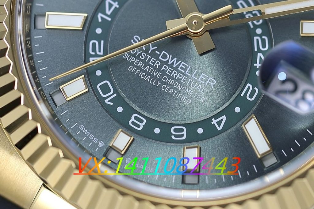 ZF新品勞力士Sky-Dweller評測:復雜工藝與卓越性能的完美融合?