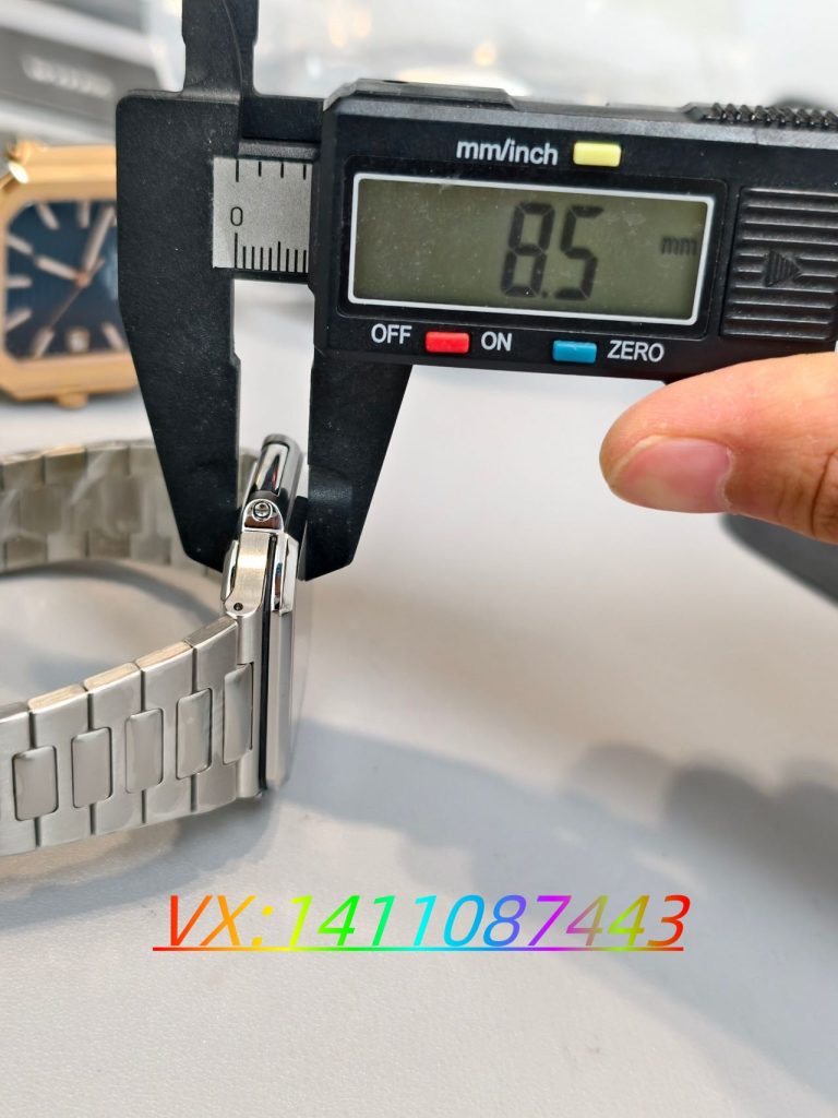 PPF新品方形鸚鵡螺5821綠面評測:奢華與實用的完美融合?