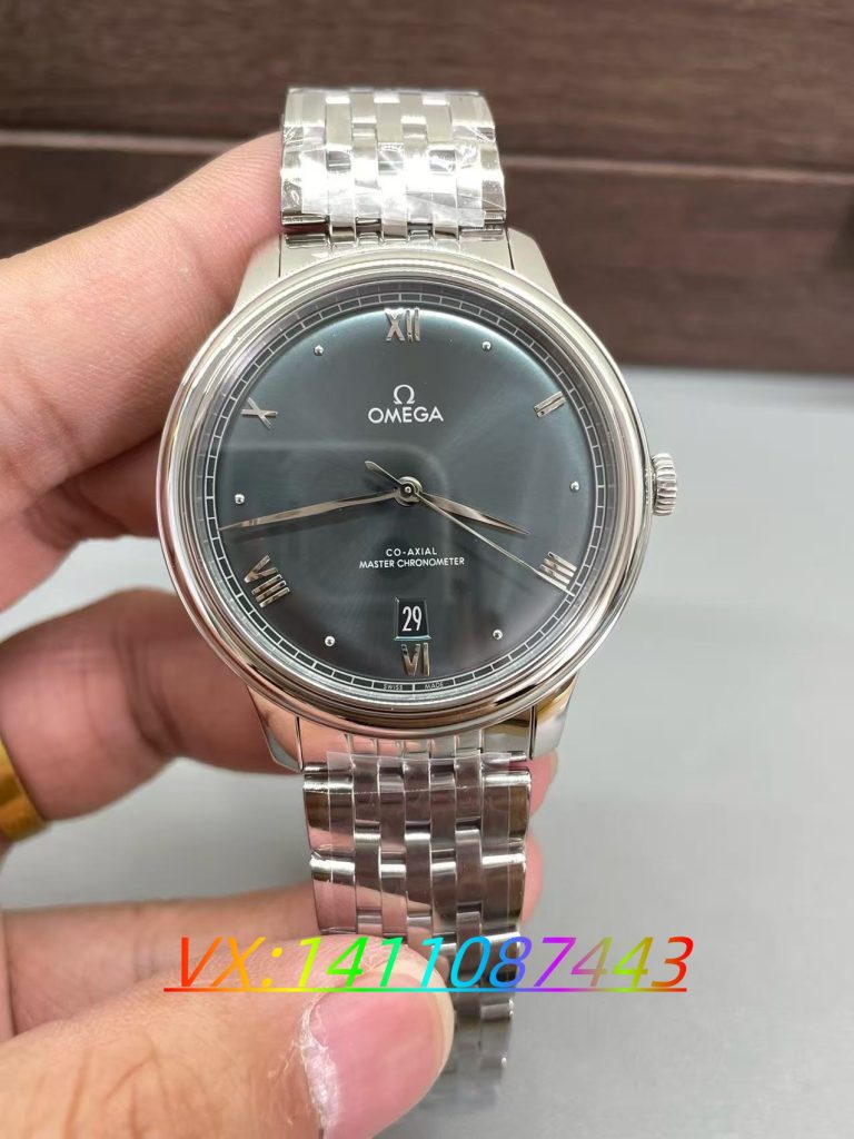 VS廠新品蝶飛系列40mm綠面放射紋腕表評測