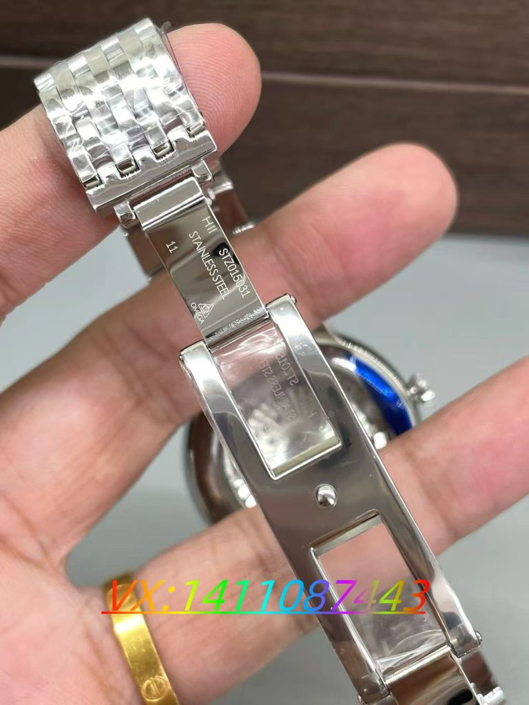 VS廠新品蝶飛系列40mm綠面放射紋腕表評測