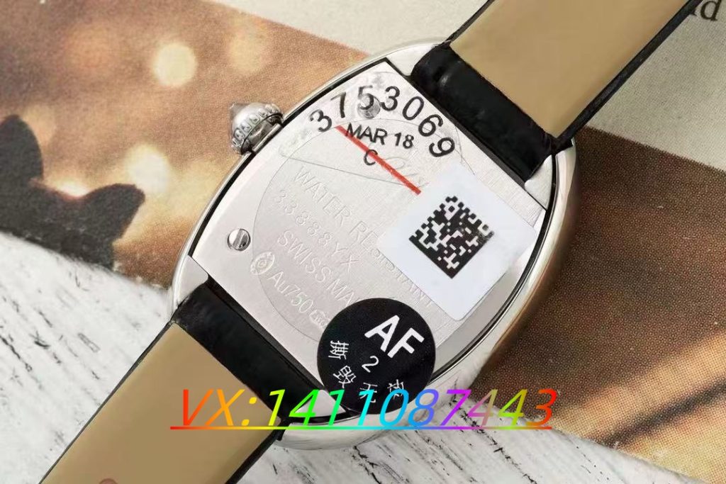 AF廠卡地亞Baignoire浴缸系列腕表:復(fù)刻經(jīng)典中的法式優(yōu)雅盛宴?