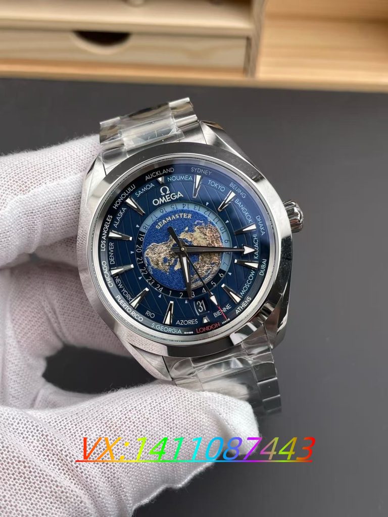 VS廠歐米茄世界時藍海馬150m評測:復刻表中的技術突圍者?